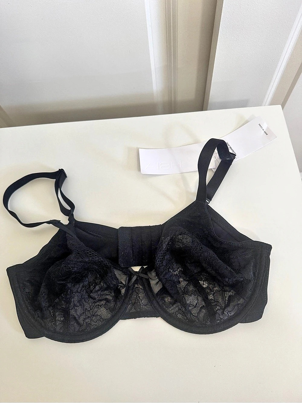 HSIA Lace Minimizer Bra Black 34C